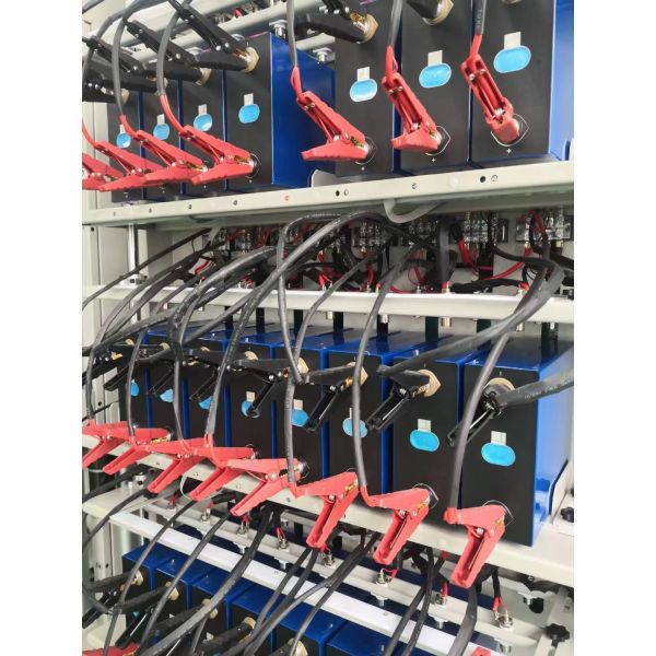 3.2V 105AH LiFePO4 Prismatic Battery Cell for Solar Energy Storage Solution