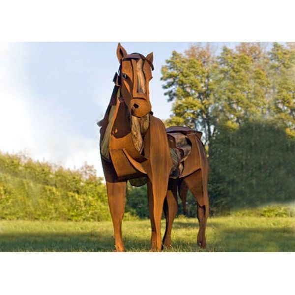 Life Size Metal Horse Sculpture / Metal Horse Garden Sculpture Rusty Finishing