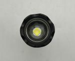 400lm LED Flashlight 4hrs Running Time 164g 4.4x14.1(15.8)Cm IPX5 Zoom