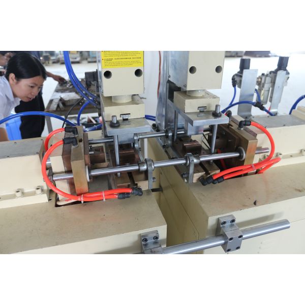 Mirco Computer Control Auto Parts Welding Machine For Stabilizer Link