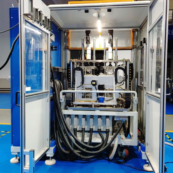 High-accuracy Infrared Hot Plate Welding Machine with 220V 50HZ and 1 Year Warranty for Plastic Welding