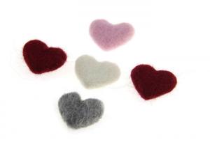 China 3 Cm Wool Handmade Felt Heart Ball Floral Material For Christmas Decoration wholesale