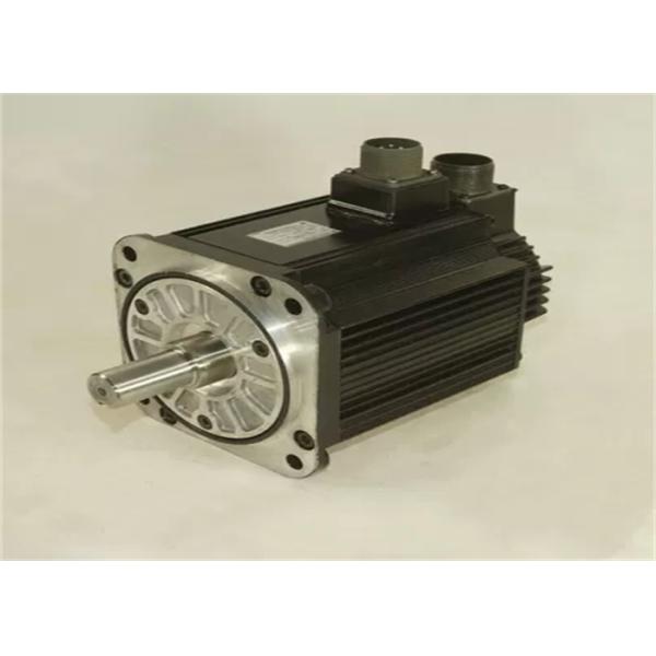 Yaskawa SGMG-05A2A Industrial Servo Motor Original New In Box 0