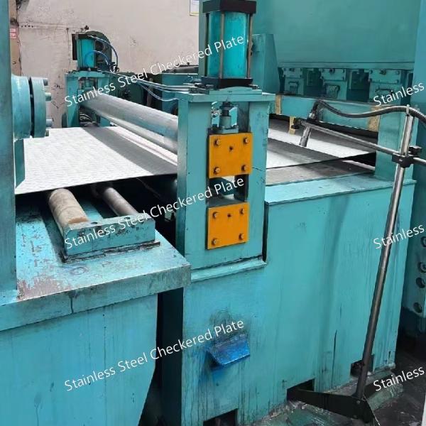 201 304 316L Stainless Steel Checkered Plate / Pattern Plate / Anti Slip SS Plate