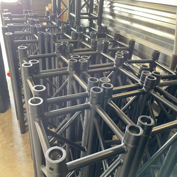Portable Black Aluminum Spigot Truss Fast Assembly DJ Lighting Truss System For Outdoor Events