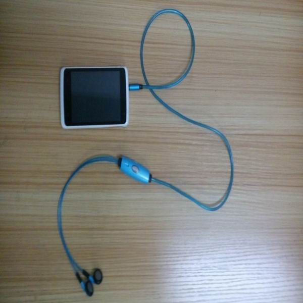 novelest colorful el earphone/glow earphone/light up earphone