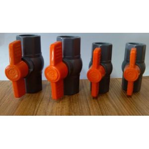 China PVC ball valves and pipe fittings plastic mold wholesale