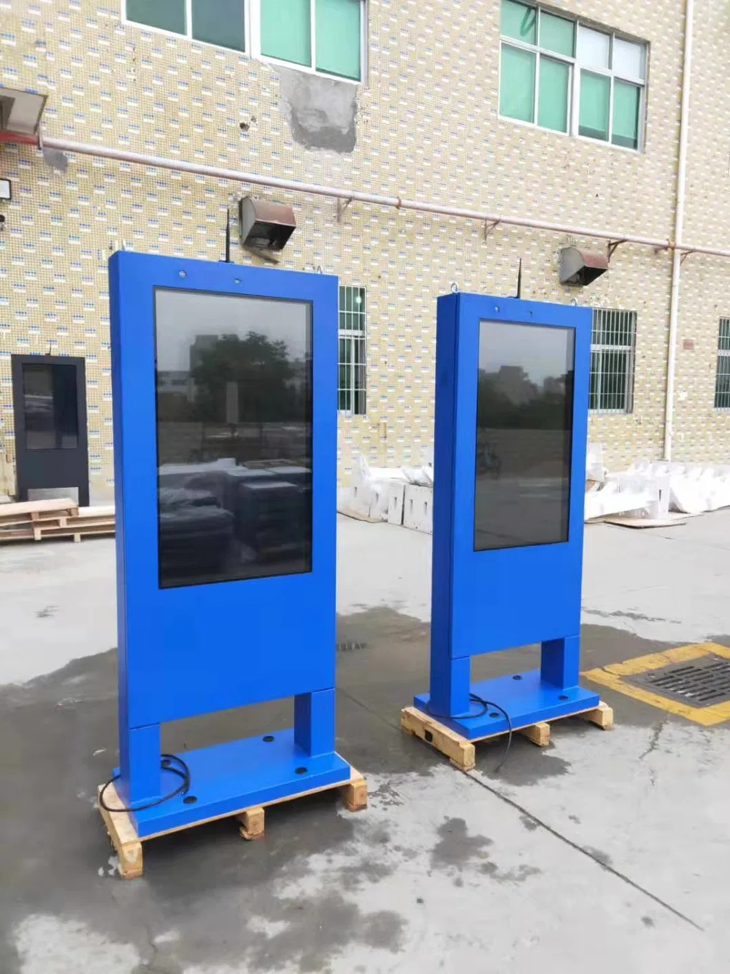 Outdoor LCD Display Touch Screen Kiosk for Digital Signage