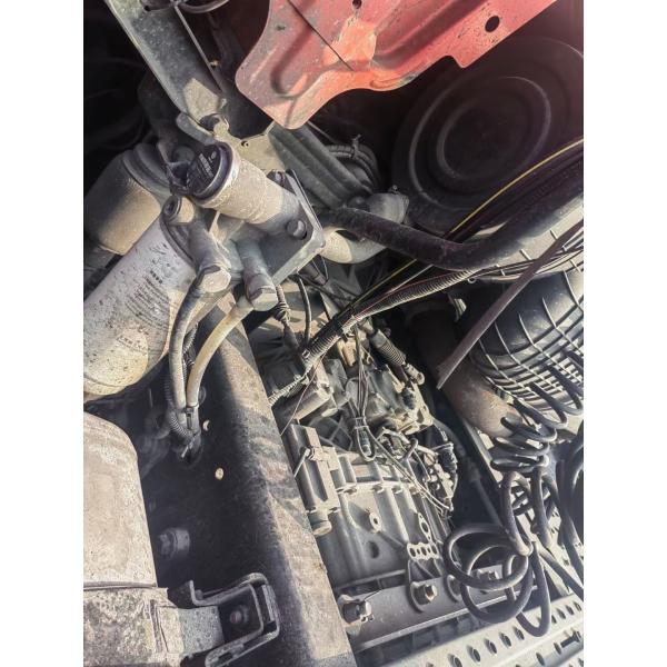 FAW JH6 Used Tractor Head Truck 6x4 430 Hp Natural Gas