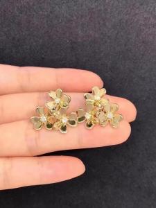 China High Polished Natural Jewelry Prong Set Stunning Yellow Gold HK Setting Jewelry Earrings on sale