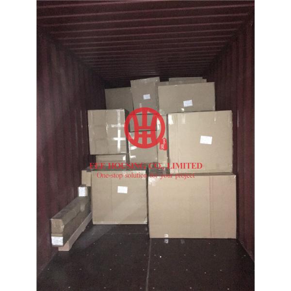 Modern Elegant Solid Wood Kitchen Cabinet with Excellent Design and Quality