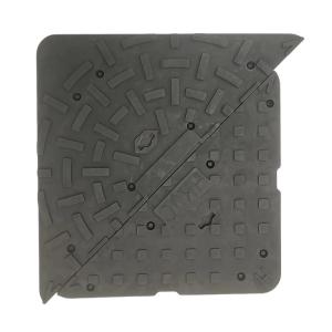 China large rubber mats rubber gully grating triangular cover embedded with 5 mm steel plate wholesale