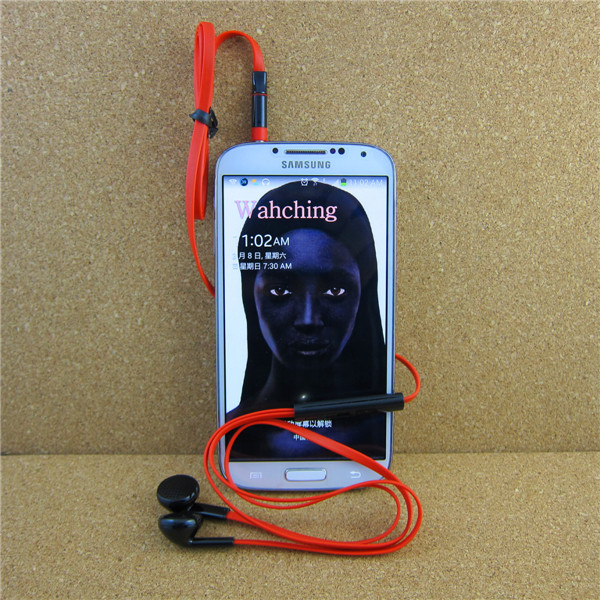 2014 in ear earphones bulk for iphone 5 earphone