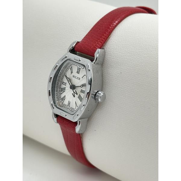Leather Band White Dial Lady Quartz Watch Scratch Resistant With Luminous Hands