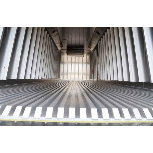 SINOTRUK HOWO LIGHT TRUCK 115HP 4*2 refrigerator truck 4.2M 13.9CBM