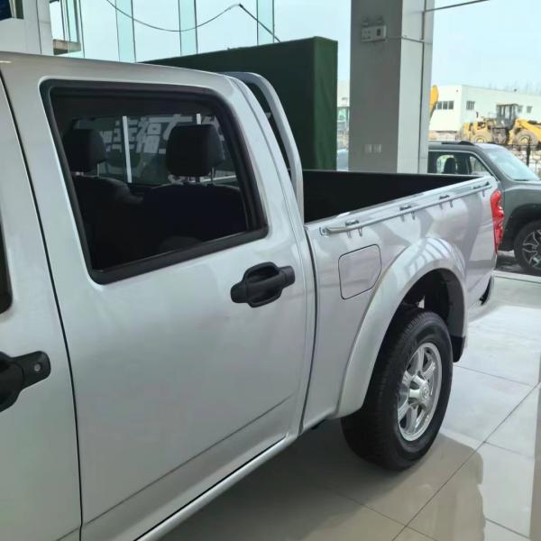 2023 Changcheng Fengjun5 Petrol Pickup Truck with Maximum Power ≤100Ps and Touch Screen