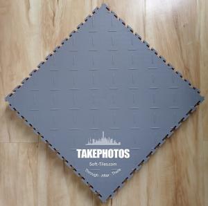China Interlocking Vinyl Floor Tile 500*500mm Checker Plate Surface wholesale