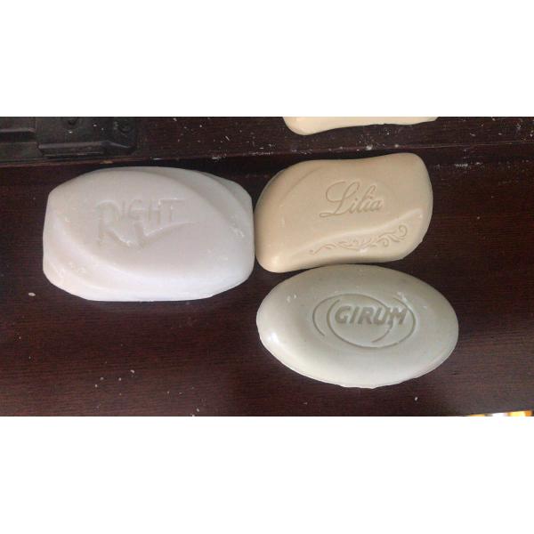 Powerful 3000KG Bar Soap Vacuum Extruding Machine For Smooth Soap Production