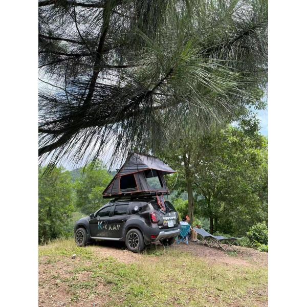 2022 Hot Style Gel Coated Aluminum Alloy Shell Car Roof Top Tent 210*143*163cm for Camping