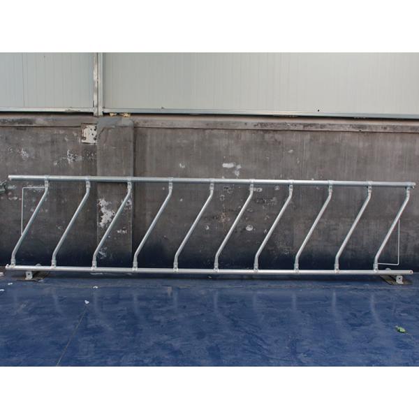 High Rigidity Cattle Feed Barriers Gates , Locking Yoke Feed Barriers