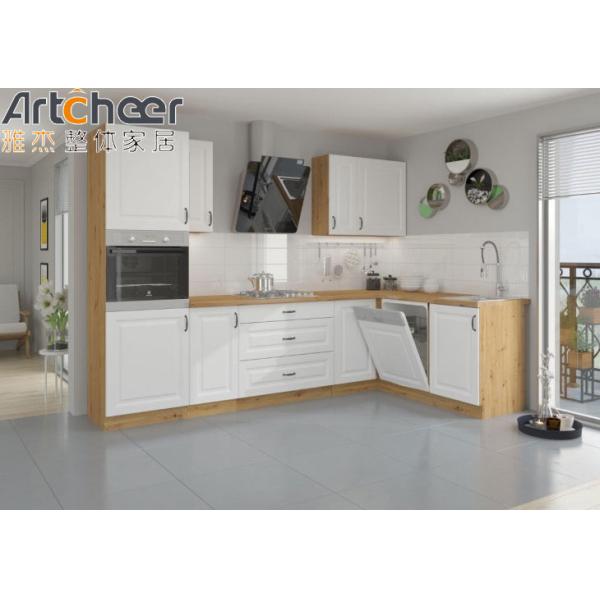 Plywood Antique Kitchen Cabinets and Modern Style Countertop Edging for Classic Kitchen Design