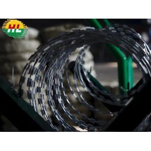 China BTO-22 Razor Barbed Concertina Wire For Sale on sale