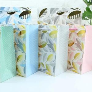 China Customized Recyclable Kraft Floral Shopping Bag Commercial Paper Bag wholesale