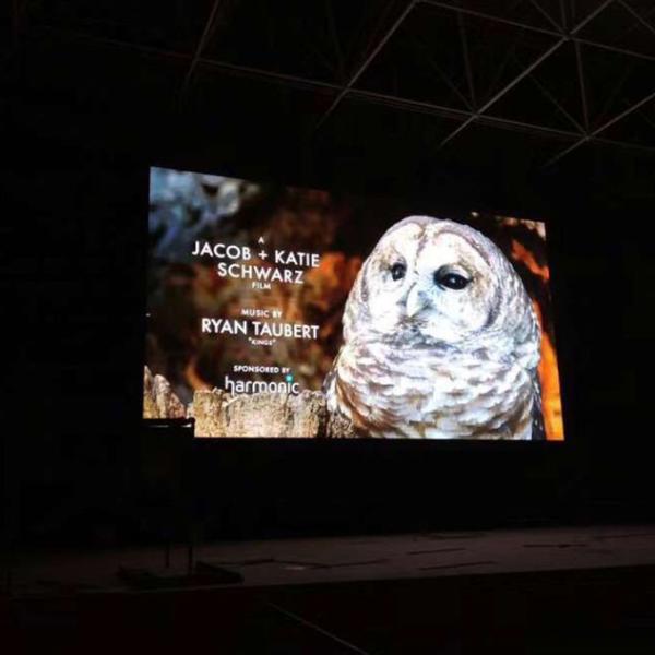 Advertising P2.5 Indoor Full Color LED Display With 160° Wide Viewing Angle 0