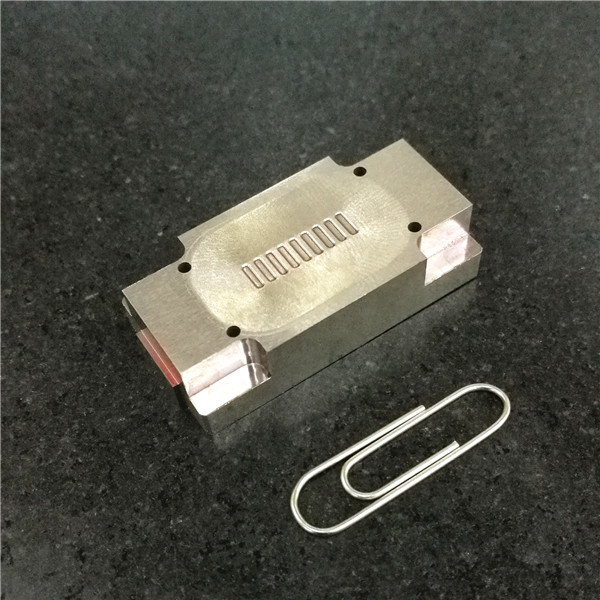 Precision Custom Punches and dies set for thin sheet metal in electroinics industry, material SKD11