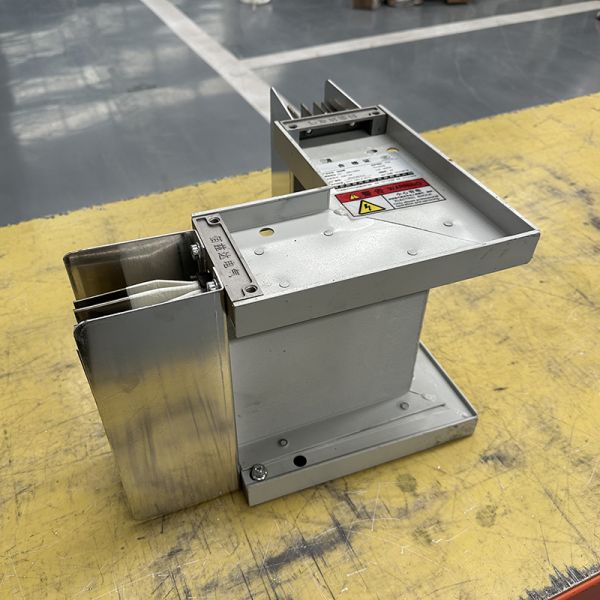 Compact Electrical Busway Low Voltage & Cable System Efficient Copper Enclosure