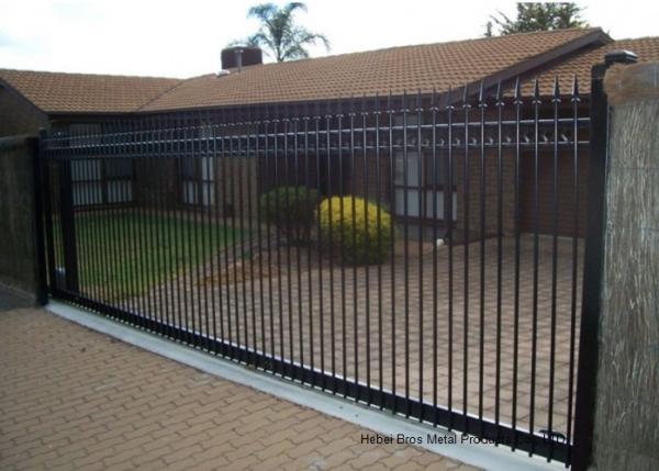 Quality Countryard Driveway Sliding Gate 1.8m*2.4m , Black Powder Coated Finished for sale