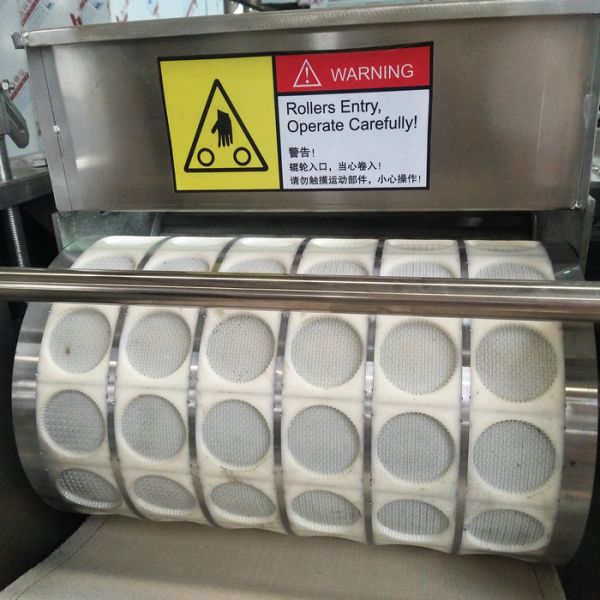 Fully Automatic Biscuit Making Machine , SS Biscuit Making Equipment