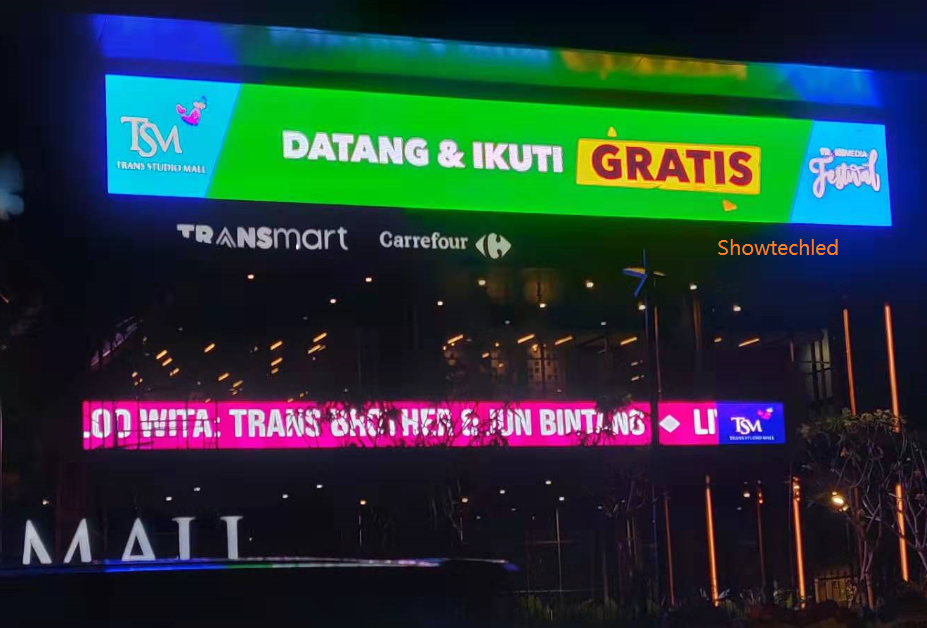 Transparent Media Facade LED Waterproof Flexible LED Curtain Display 7.81mm Pitch