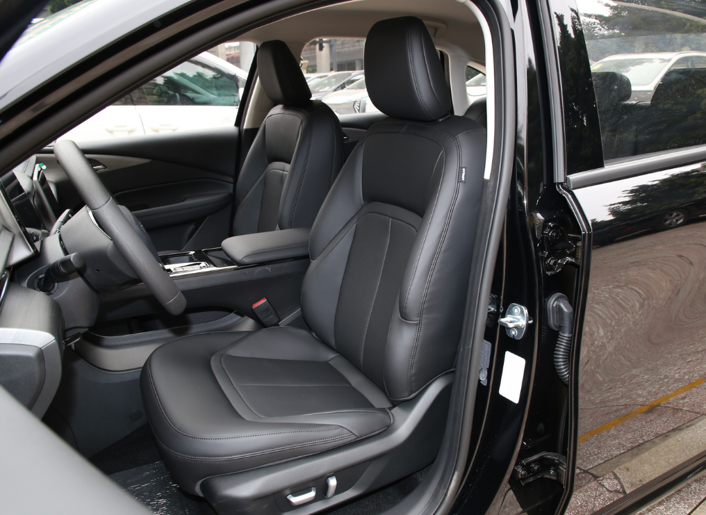 2024 Mini Car Electric Car for Adult Carro Electrico Wuling Xingguang EV Phev