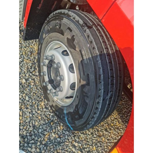 Used Tractor Trucks Shacman X3000 10 wheeler tractor head truck for sale Heavy duty tractor