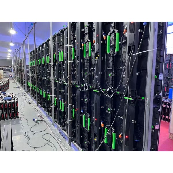 P2.6mm P2.9mm Indoor Rental LED Display Screen Ultra Thin Aluminum Cabinet