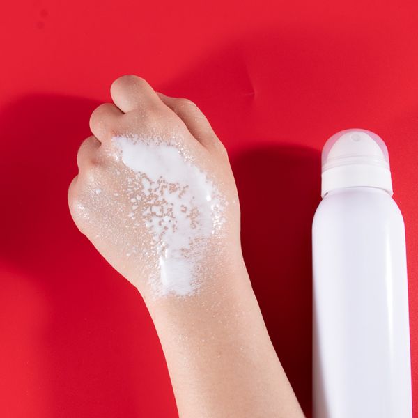 Lightweight OEM Skin Care Products Isolation Protection Sunscreen Waterproof Body Spray