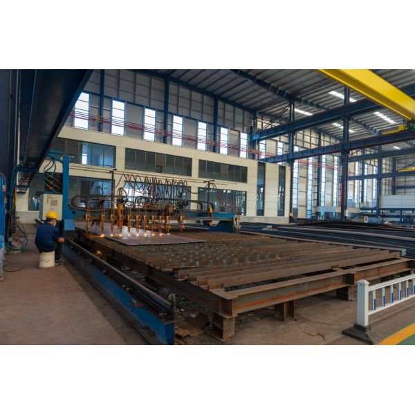 Prefabricated Steel Structure Office Building With Sandwich Panel Door And Aluminum Door Frame