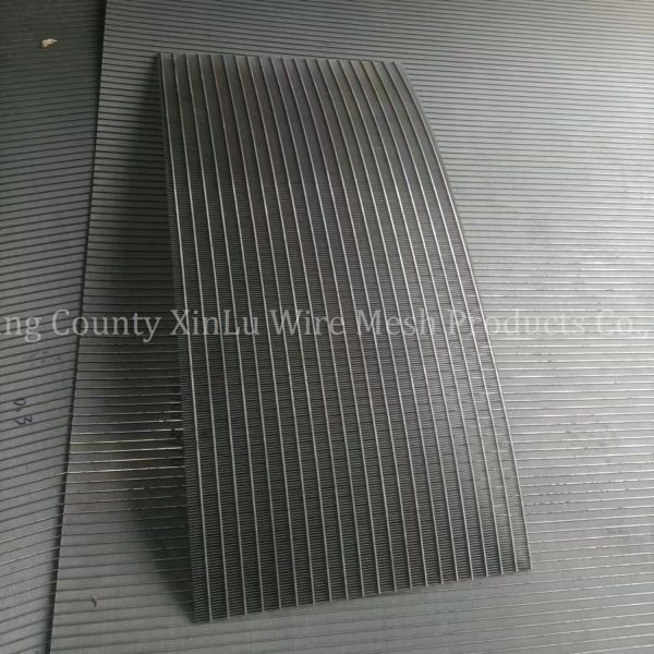2000mm Width Sieve Bend Screen Curved Sieving Wire Mesh 0.25mm - 1mm Slot