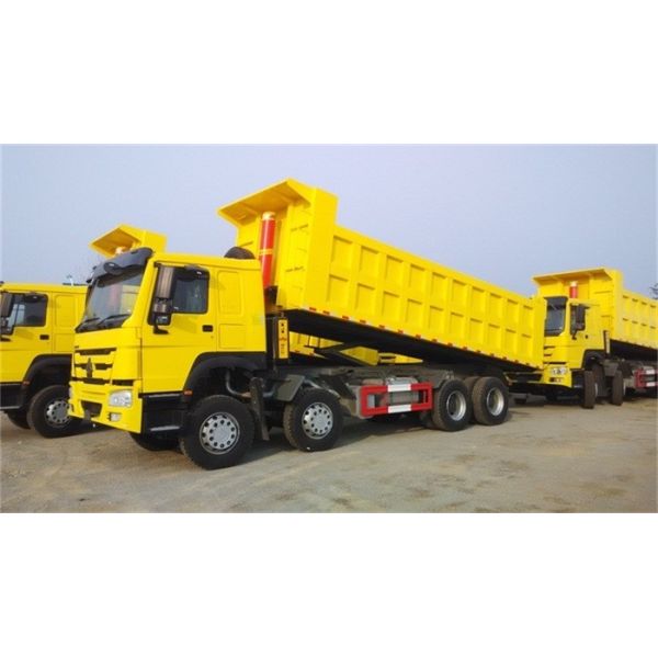 Sinotruk HOWO 12 Wheeler 8x4 Heavy Duty Tipper Truck