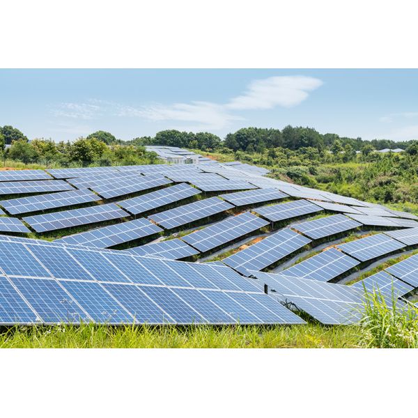 Home Use Solar Panels 650W Solar Panels Half Cell Monocrystalline Solar Panel Supplier