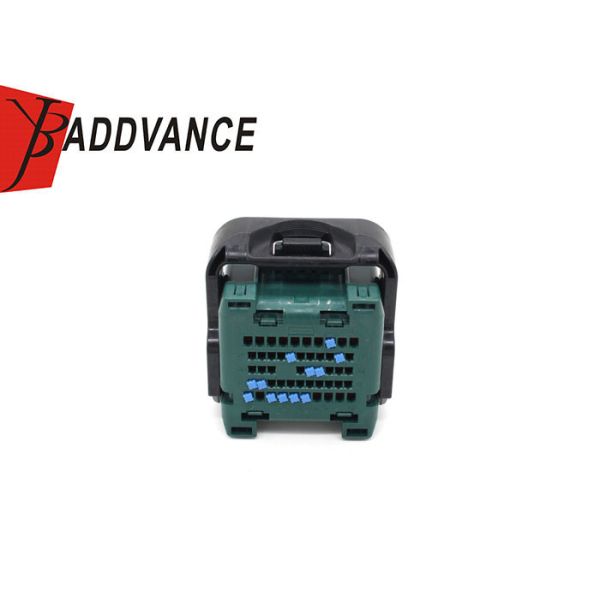 51 Pin Female Sumitomo Automotive ECU Connectors Green Waterproof Connector Housing