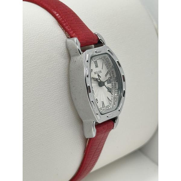 Leather Band White Dial Lady Quartz Watch Scratch Resistant With Luminous Hands