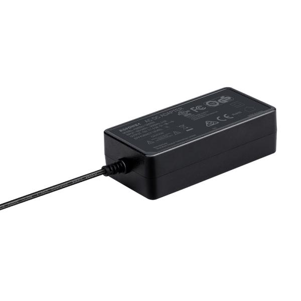 8.4V 37.8V Li Ion Battery Charger 65W Desktop Style Overcurrent Protection High Security