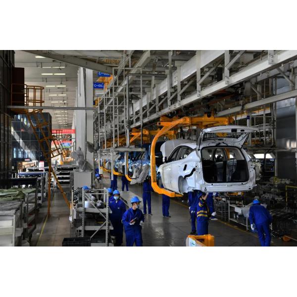 6-Seat MPV Electric Auto with R18 Tire Size and 150-200Ps Total Horsepower Perfect in Need of Transportation Solutions