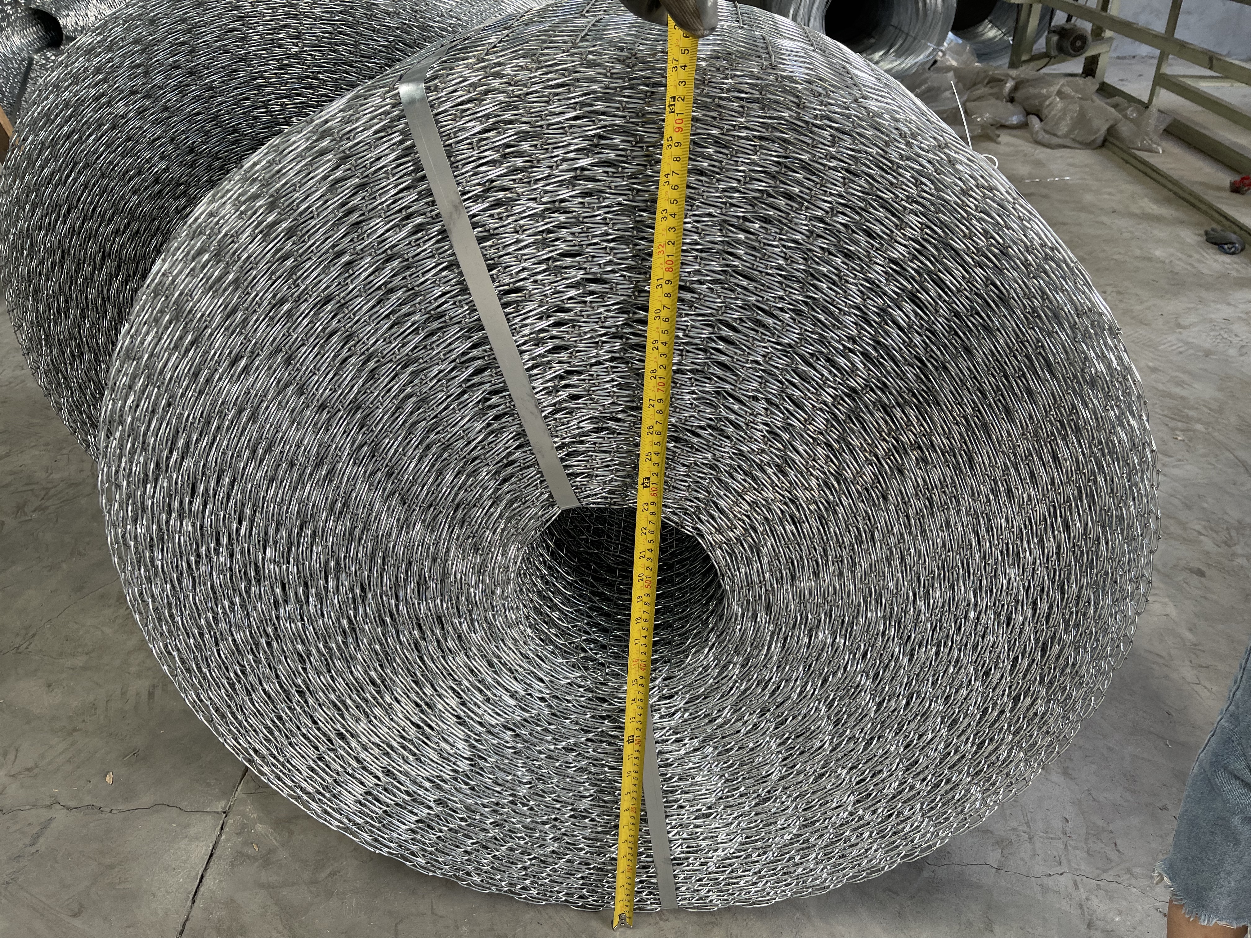 China Welded Galvanized Wire Pipeline Coating Mesh For Gas And Oil Anti Corrosion wholesale
