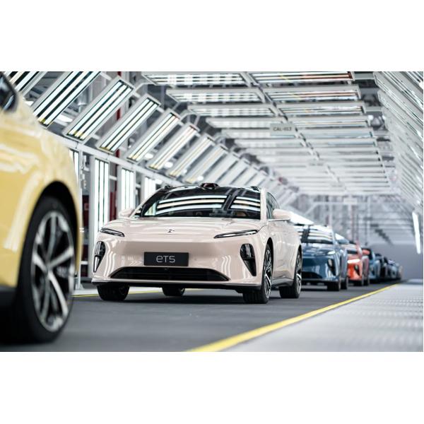 6-Seat MPV Electric Auto with R18 Tire Size and 150-200Ps Total Horsepower Perfect in Need of Transportation Solutions