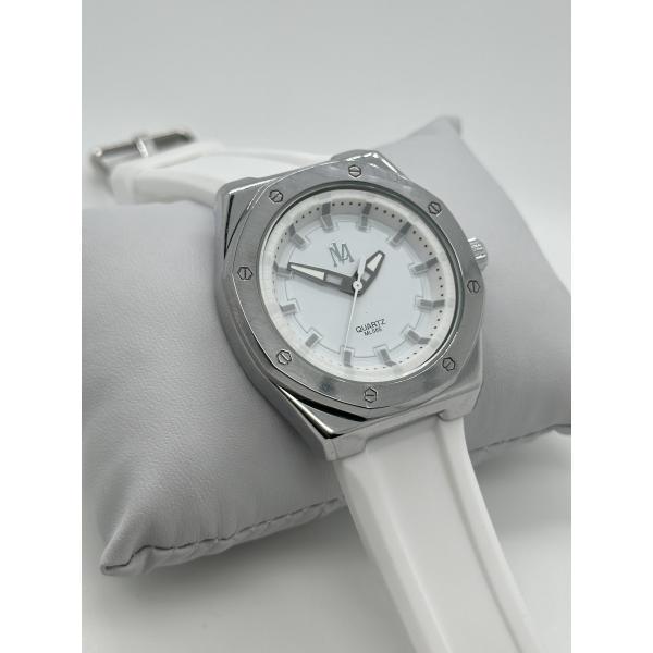 30 Meters Waterproof Silicone Strap Watch with Luminous Hands