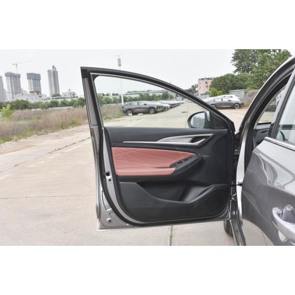 Changan Yidong EV460 Changan EADO Chinese New Energy Vehicles 145km/H