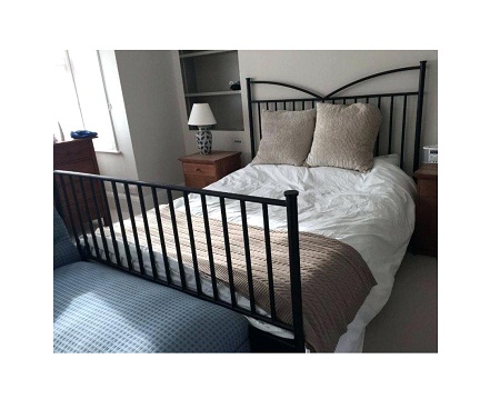 Bedroom Furniture Queen Size Metal Bed 0.6-1.5mm Thick Steel Pipe